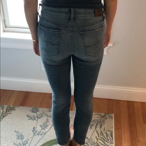 Lucky Brand Crop Jeans